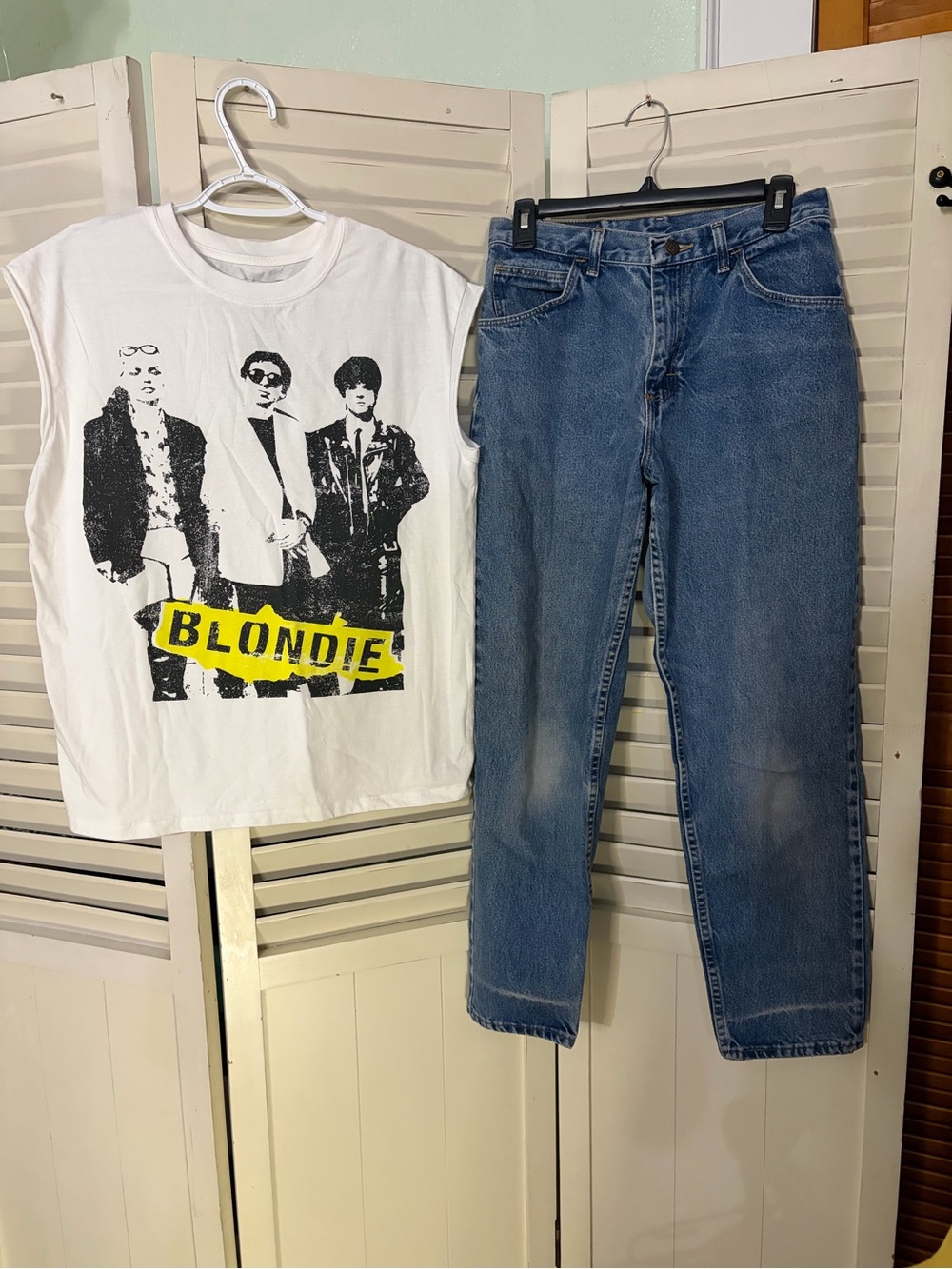 Two piece VINTAGE outfit including Gitano mom jeans and a Blondie muscle tank